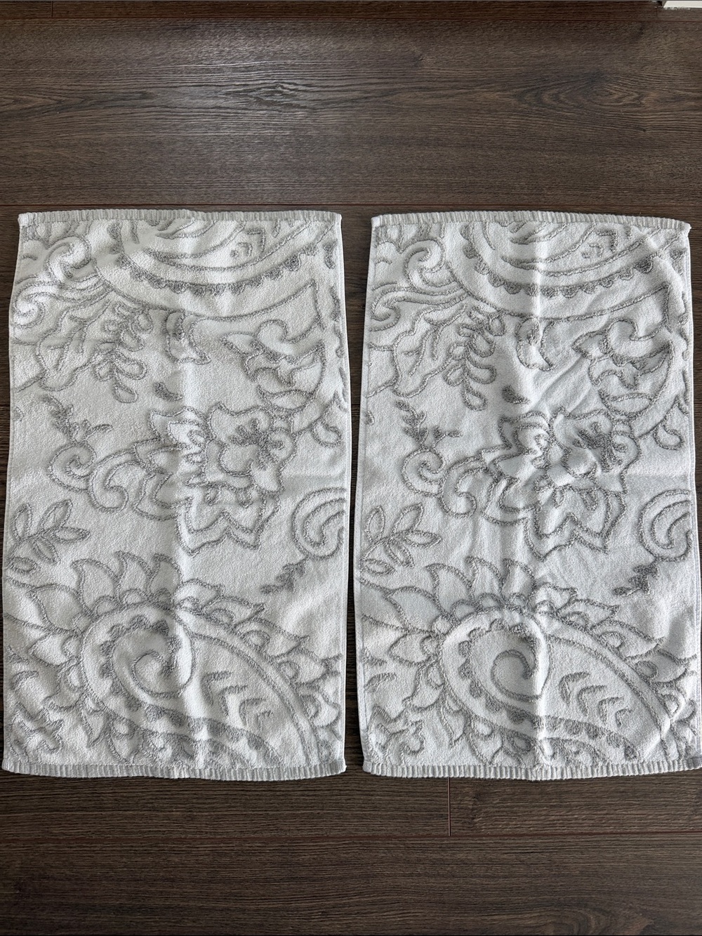 Better Homes and Gardens Hand Towels White & Gray Floral Swirl Design Set of Two